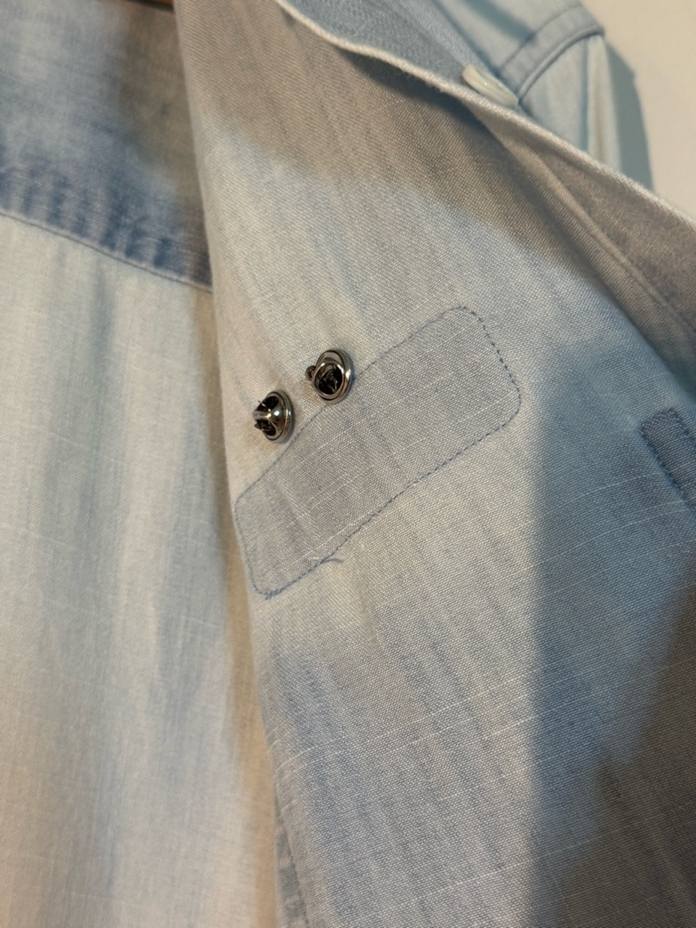 Rails Chambray Button Down Denim Shirt Heart Patch Distressed Small - Picture 6 of 12